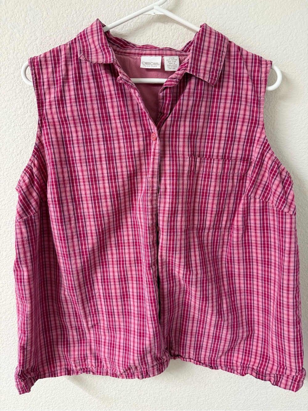 Cherokee Pink Plaid Sleeveless Button-Up Shirt